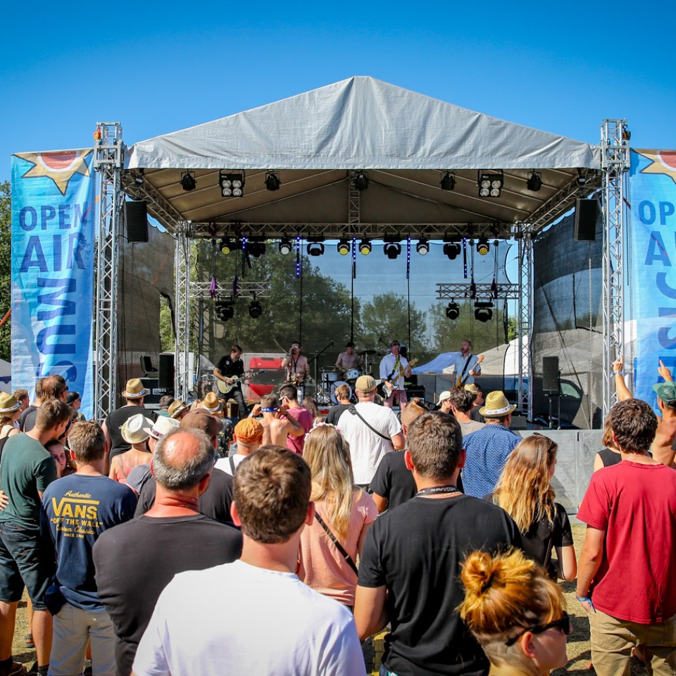 Foto kapela Skutečná liga <br> Stage